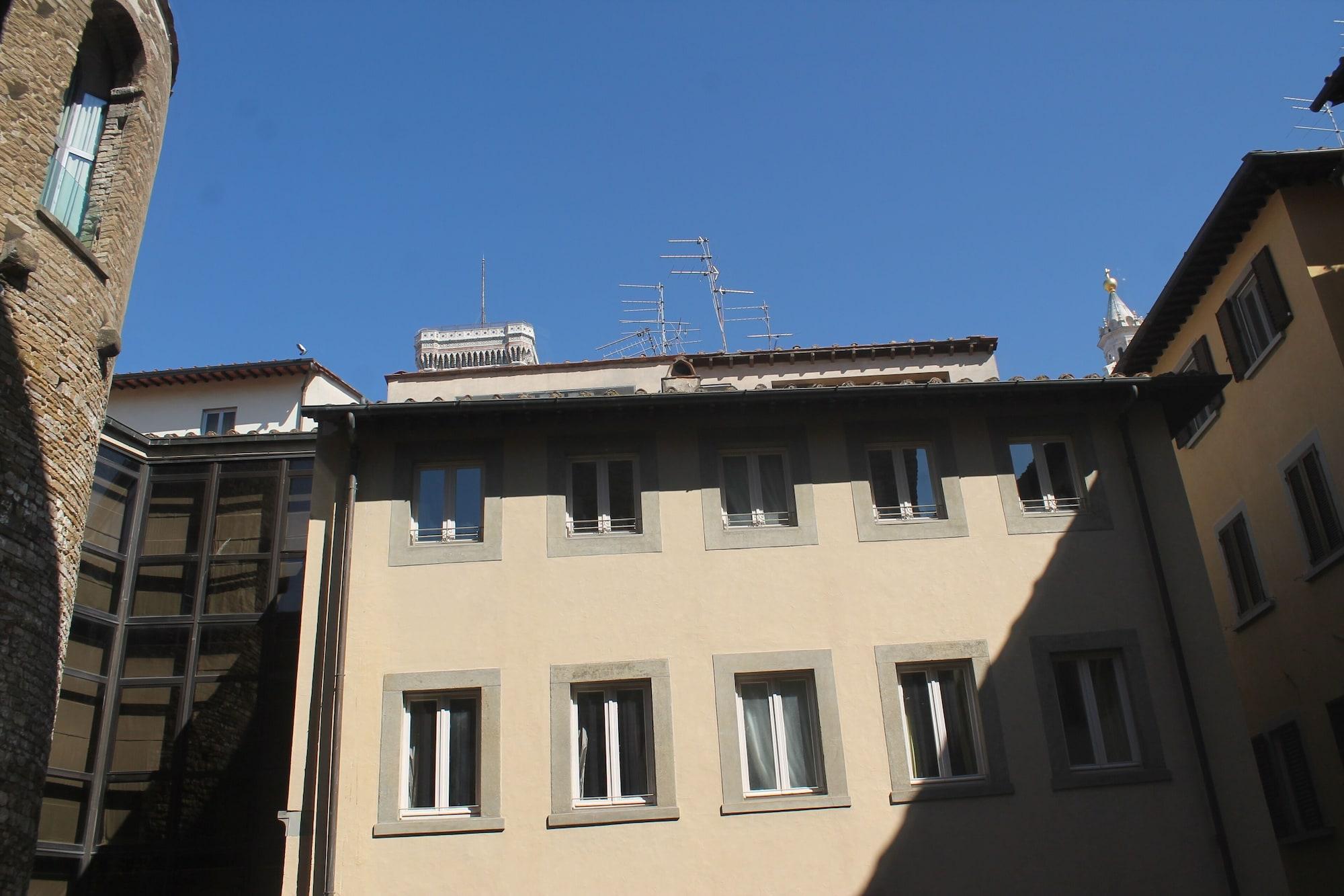 Donati Luxury Tower Suites Florencia Exterior foto
