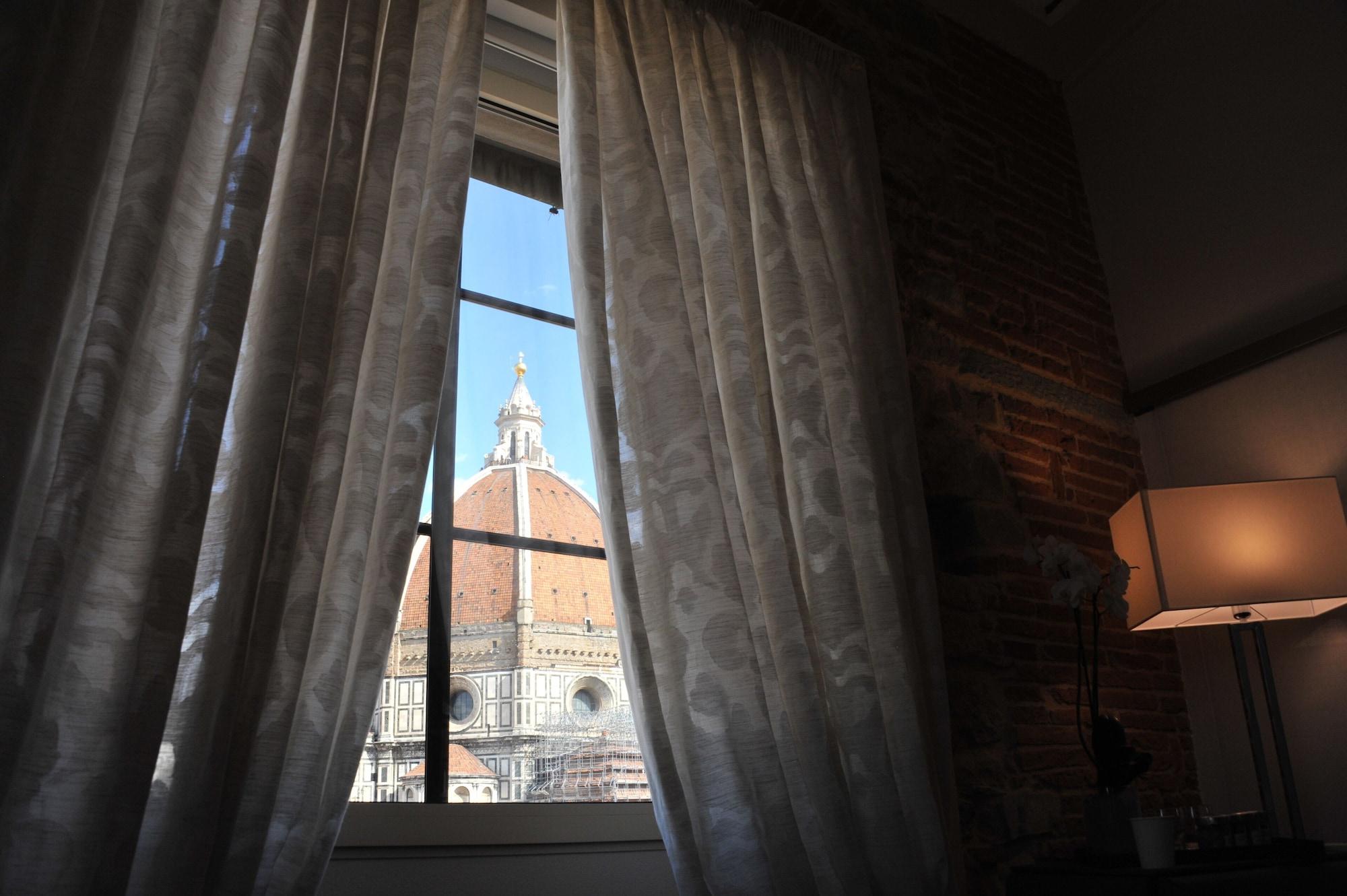 Donati Luxury Tower Suites Florencia Exterior foto