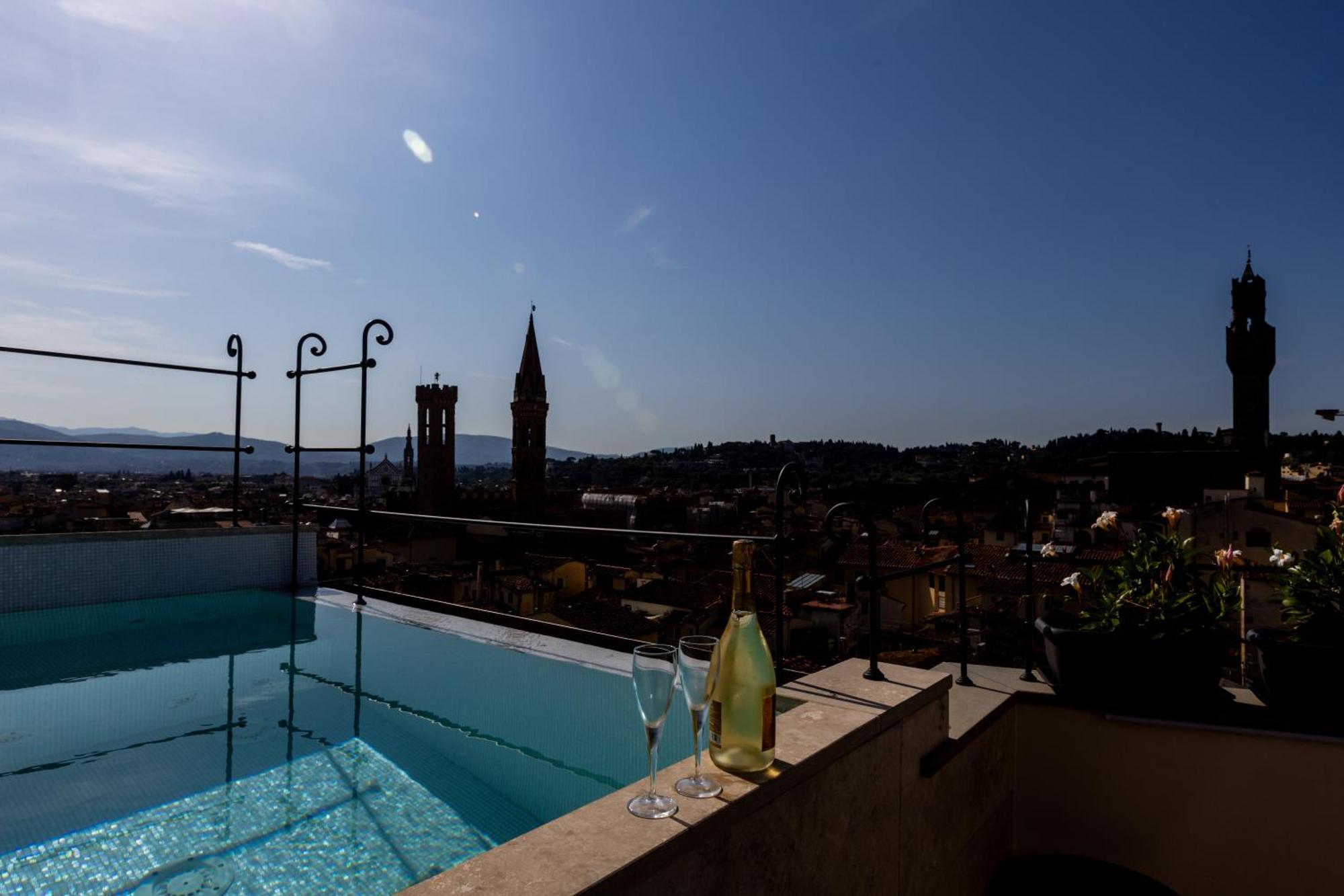 Donati Luxury Tower Suites Florencia Exterior foto