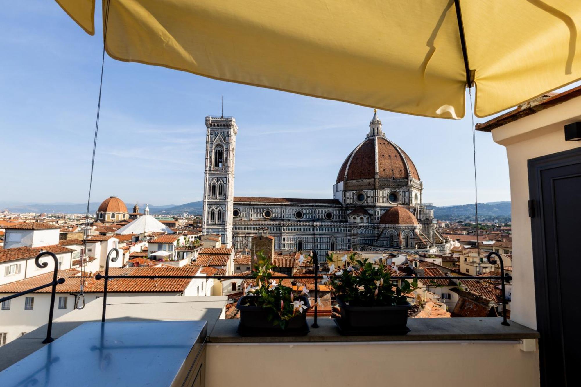 Donati Luxury Tower Suites Florencia Exterior foto
